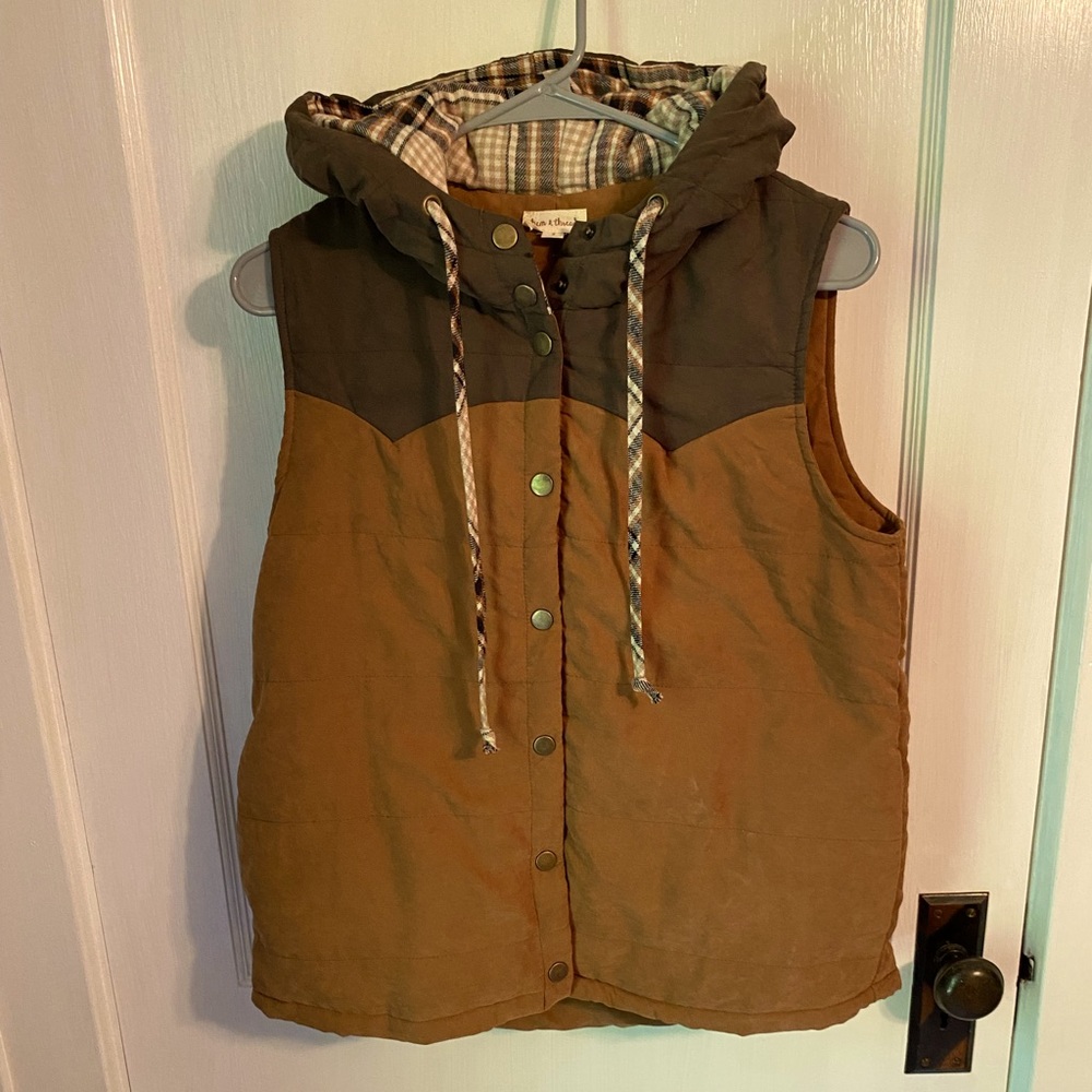 Hem & Thread puffer jacket with hood - Picture 1 of 4
